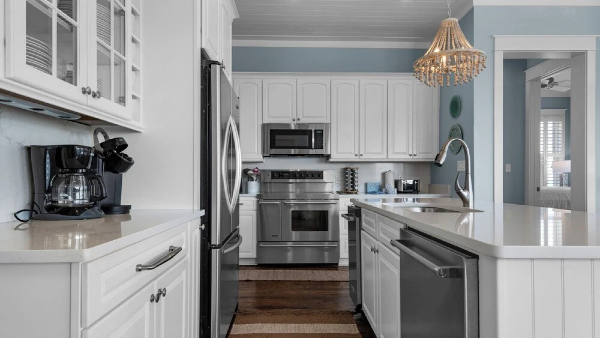 6br/5.5ba ~ Sleeps 20 ~ Perfect for Family Gateway!