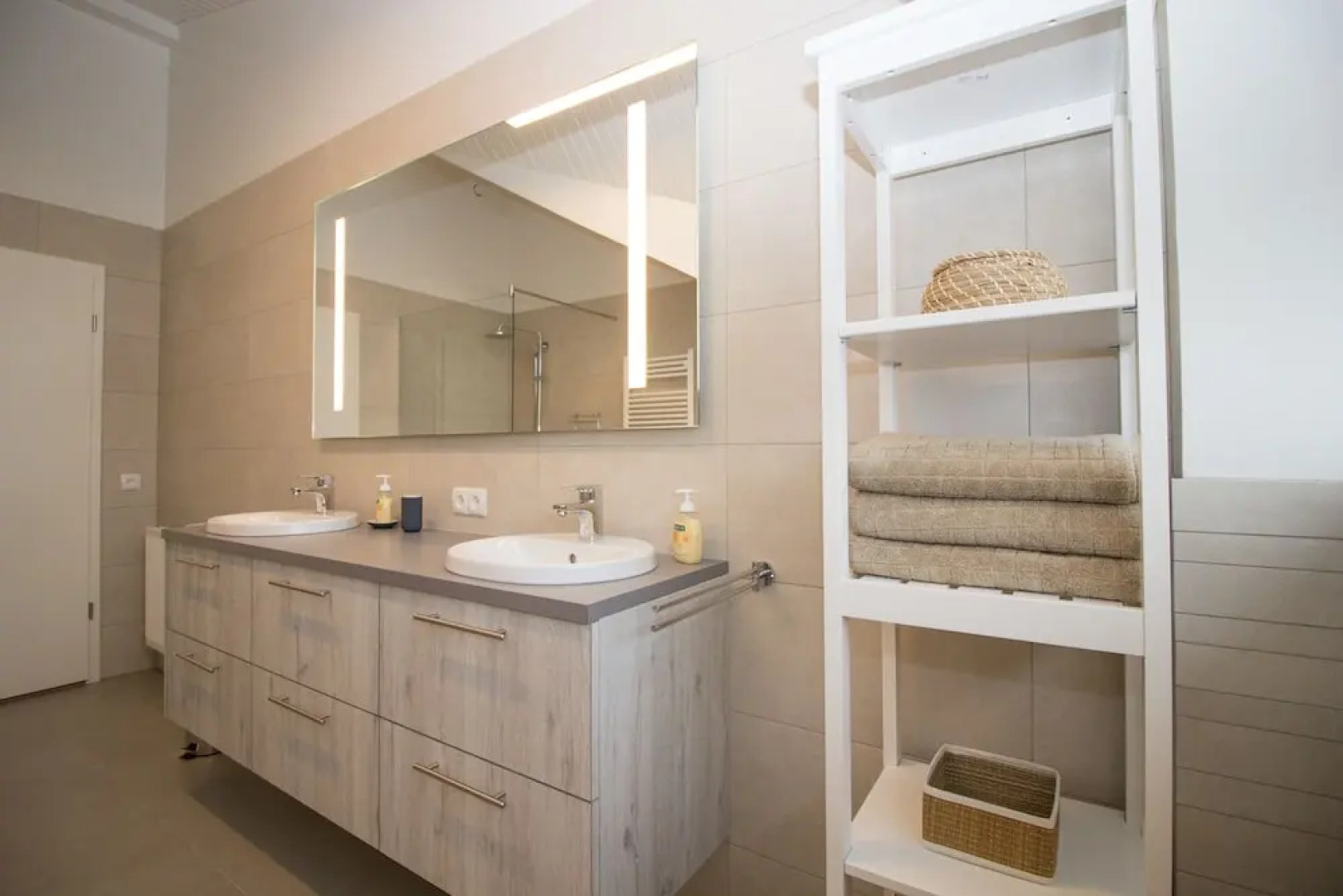 Thorsplan Luxury Apartment