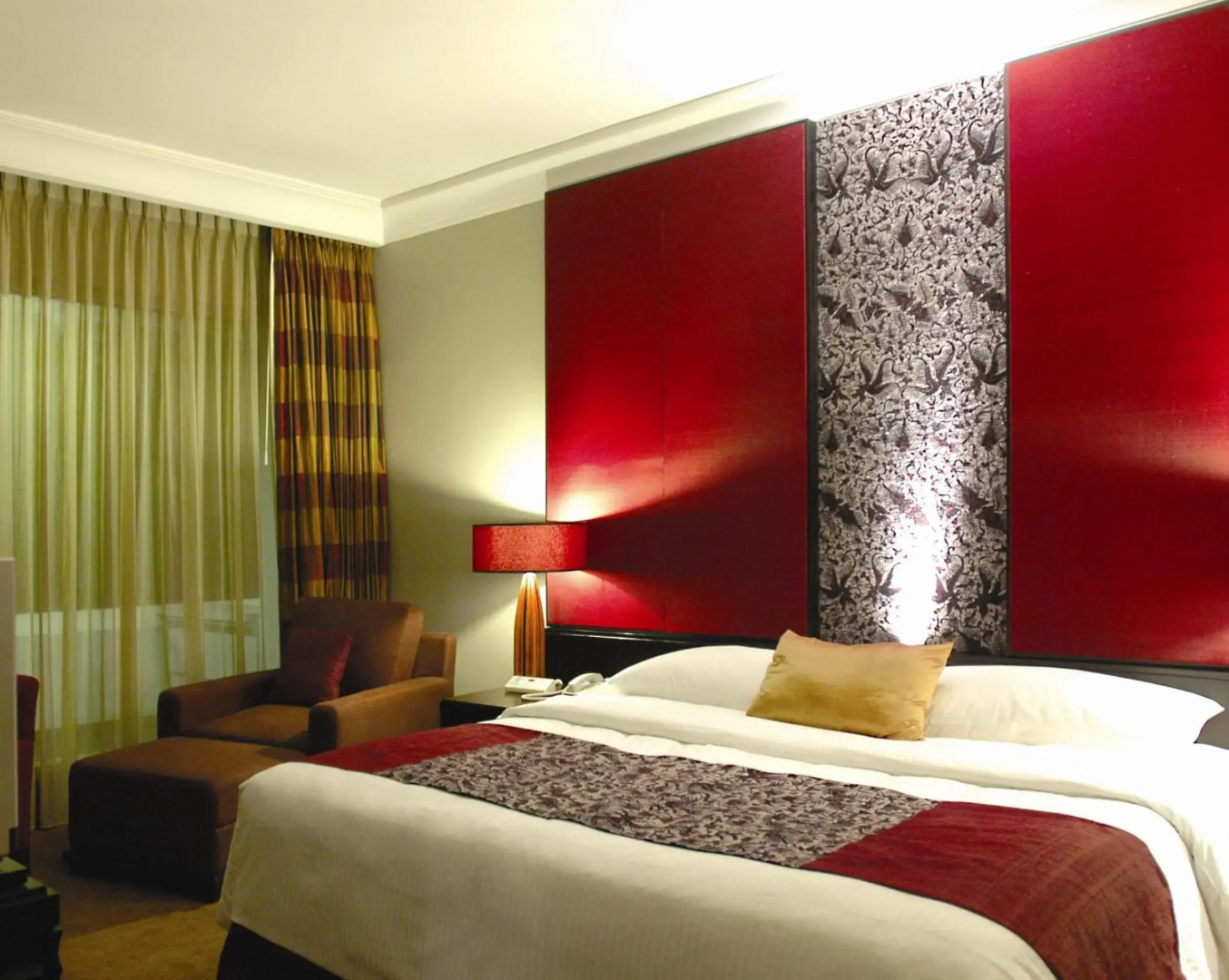 Surya Hotel & Cottages