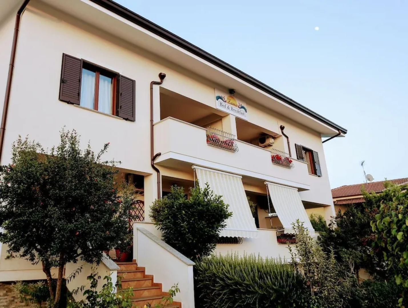 Zama Bed&Breakfast