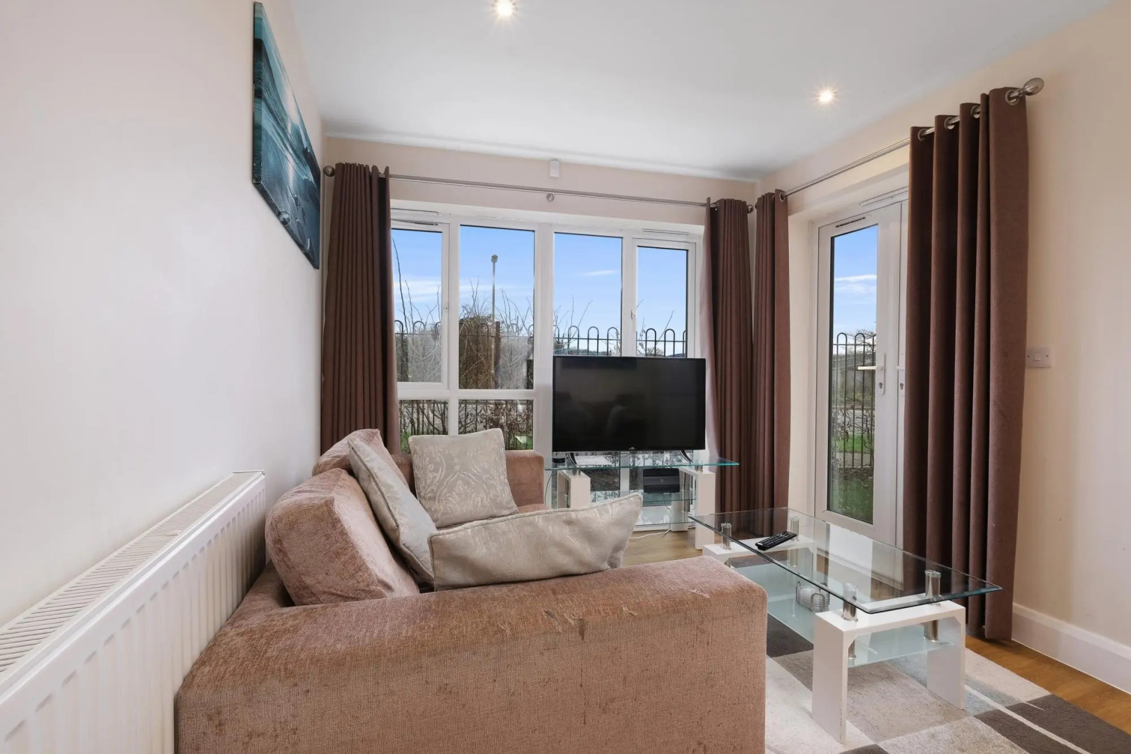 London Heathrow Living Serviced Apartments - Apt 3