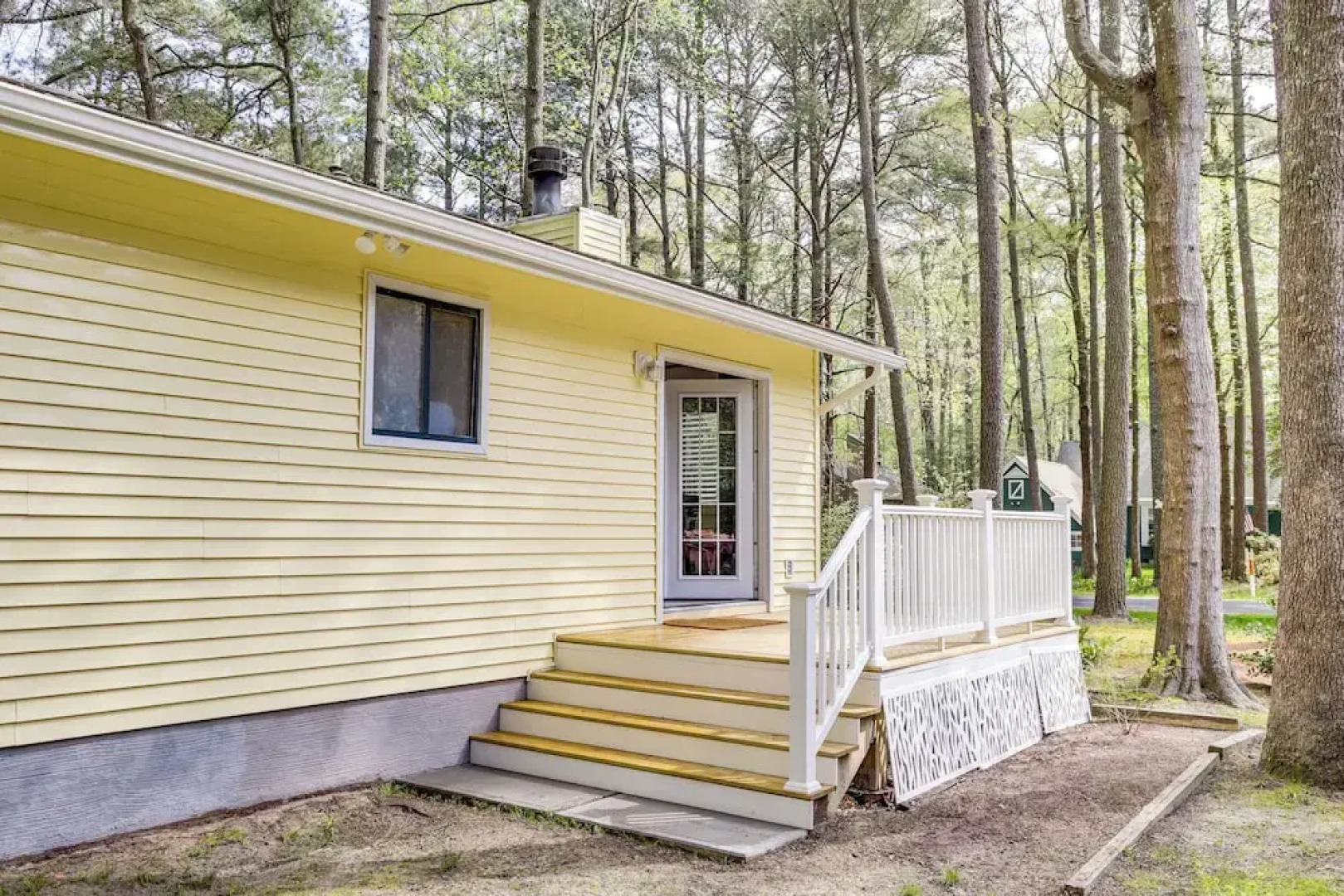 Charming Ocean Pines Home - 9 Mi to Beach!