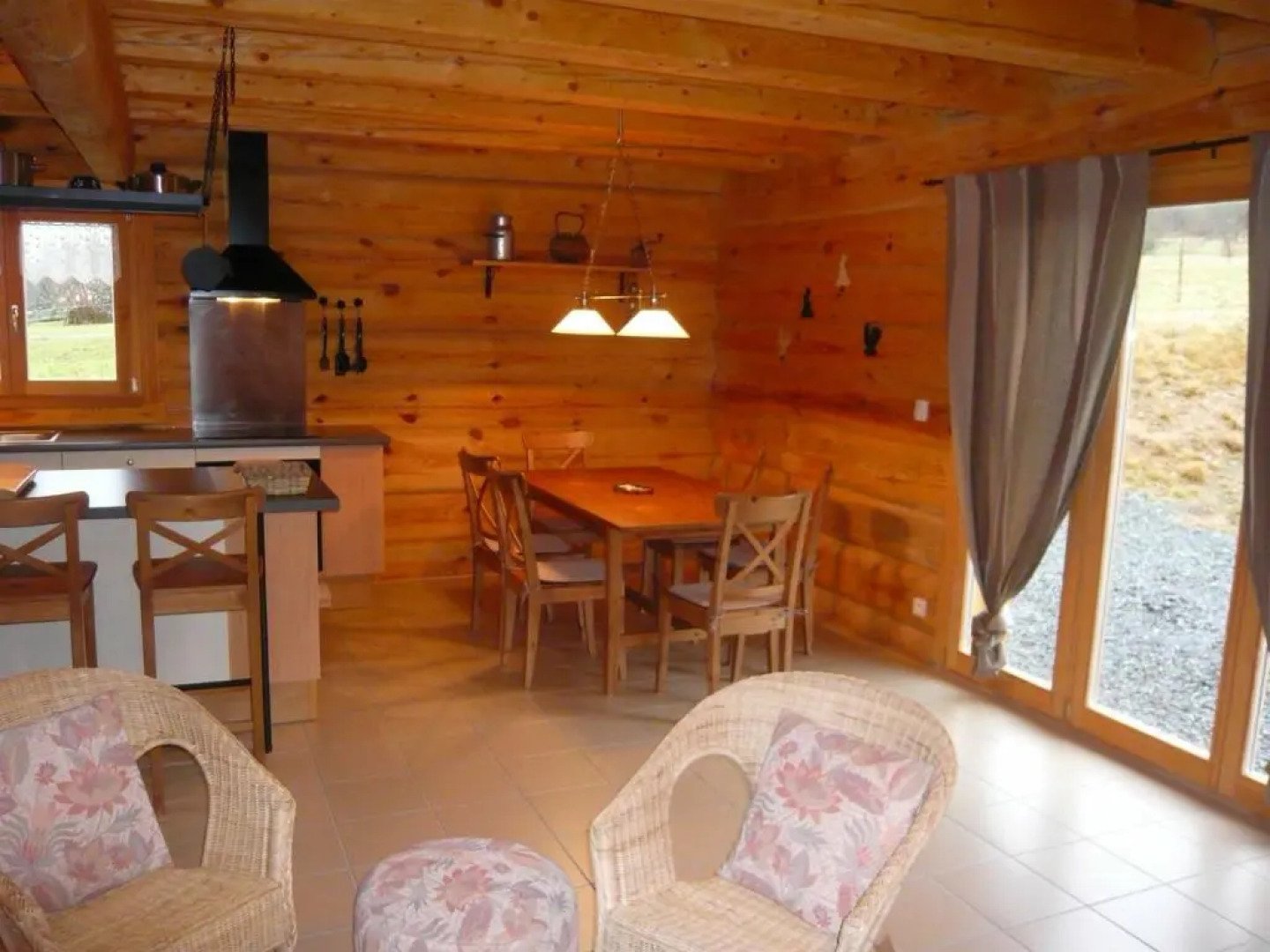 Chalet Anould, 4 PiãˆCes, 6 Personnes - Fr-1-589-49