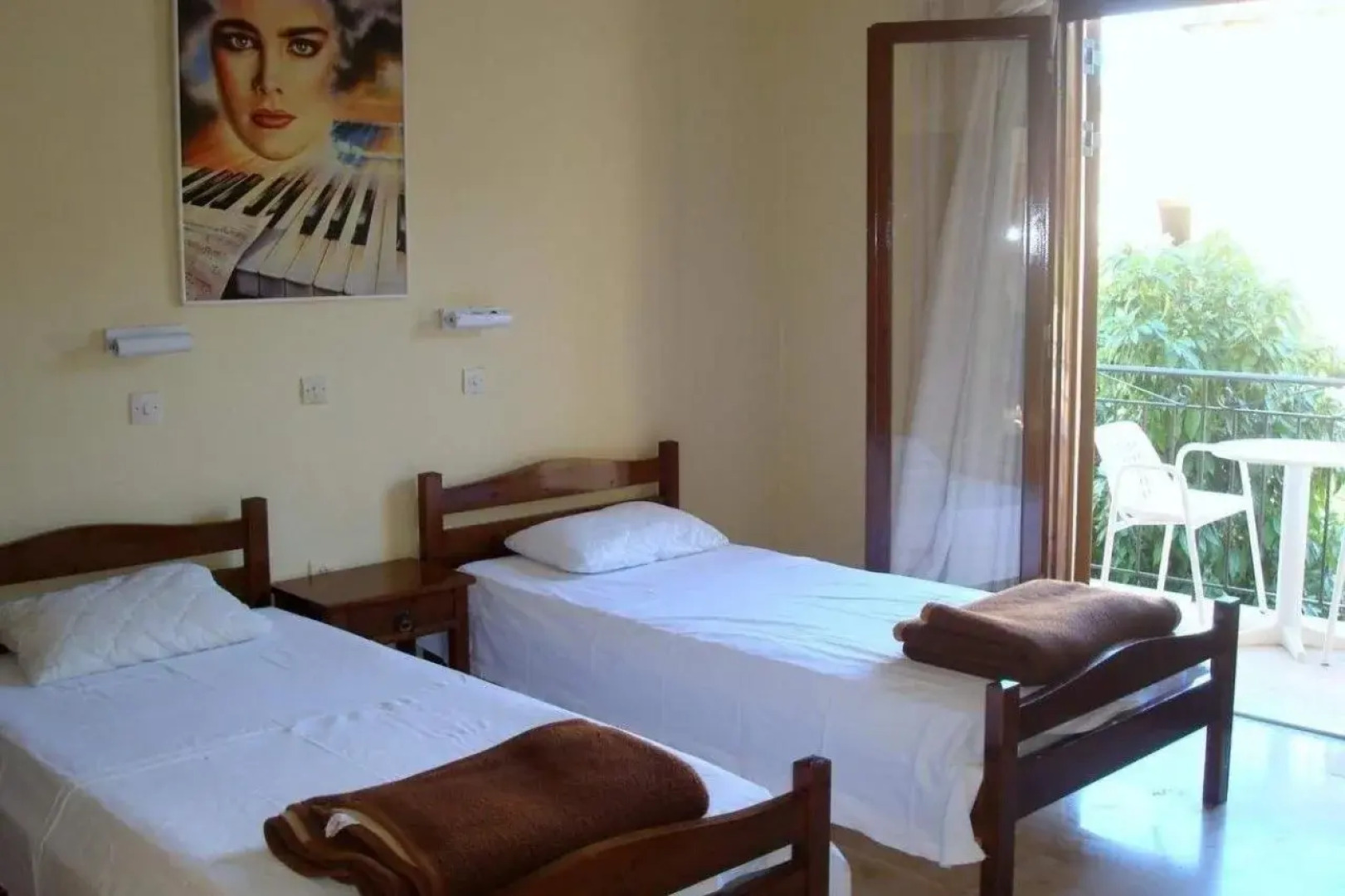 Villa Anna Apartments