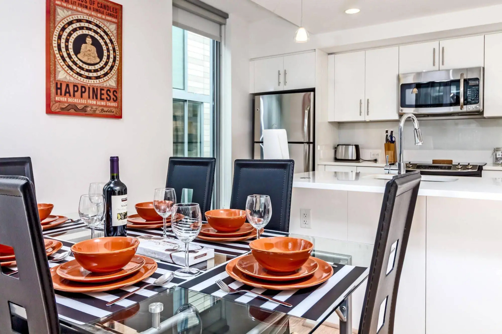 Heaven on Washington - Center of City