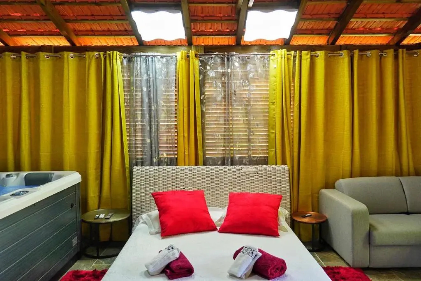 Maison d'une chambre avec piscine partagee spa et jardin clos a Fort de France a 9 km de la plage