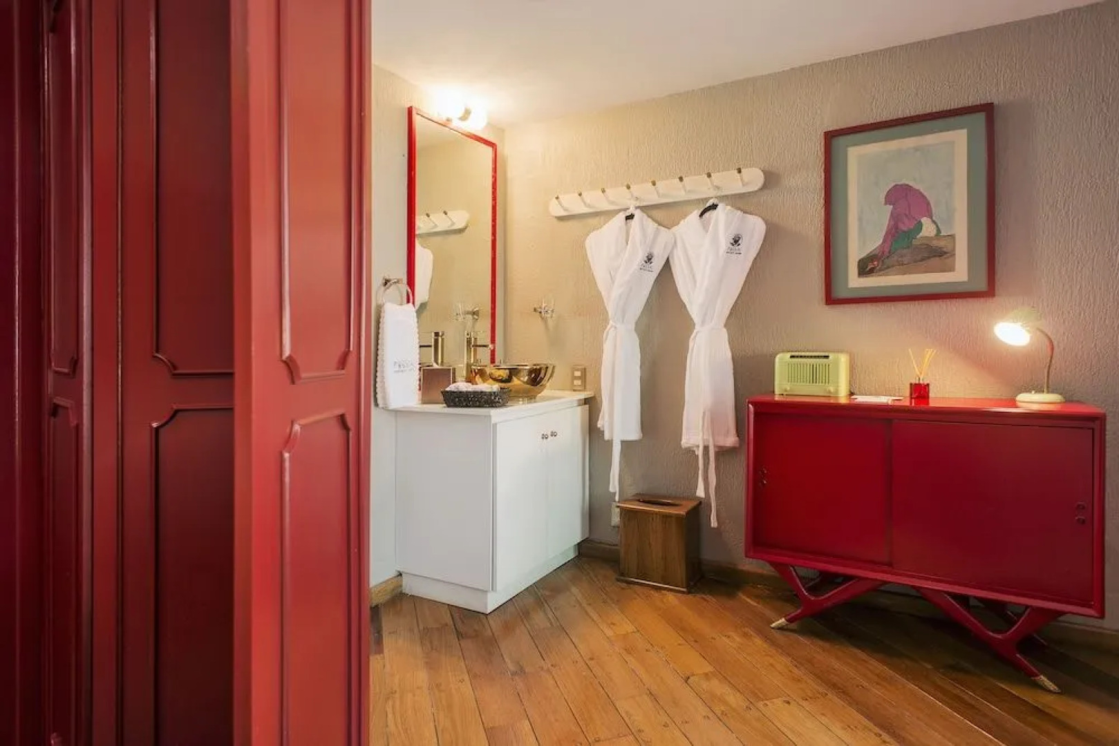 Pug Seal B&B Coyoacan