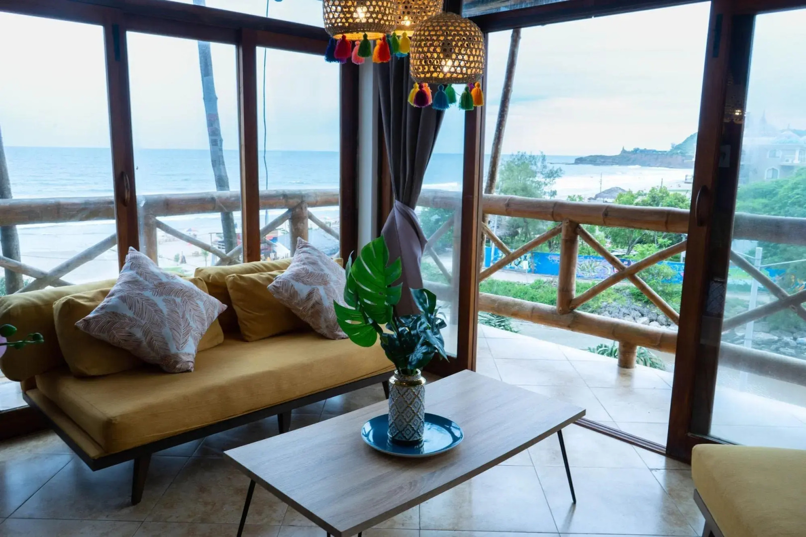 Slumber Party Montañita