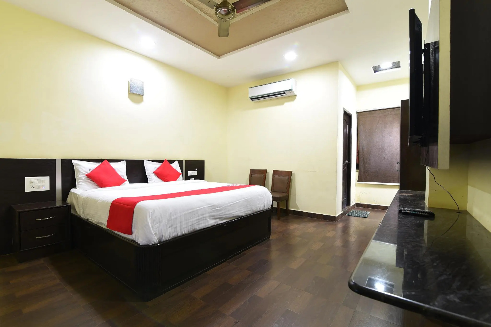 Capital O 41636 Celebrations Residency