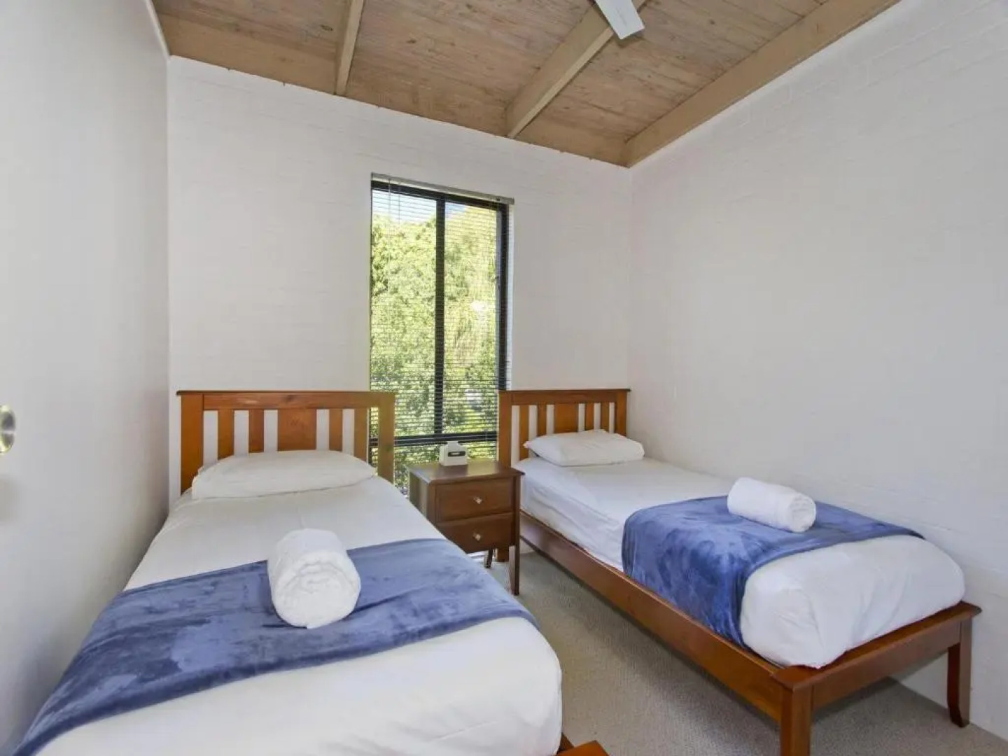 St James Square 5 James Street 40-42