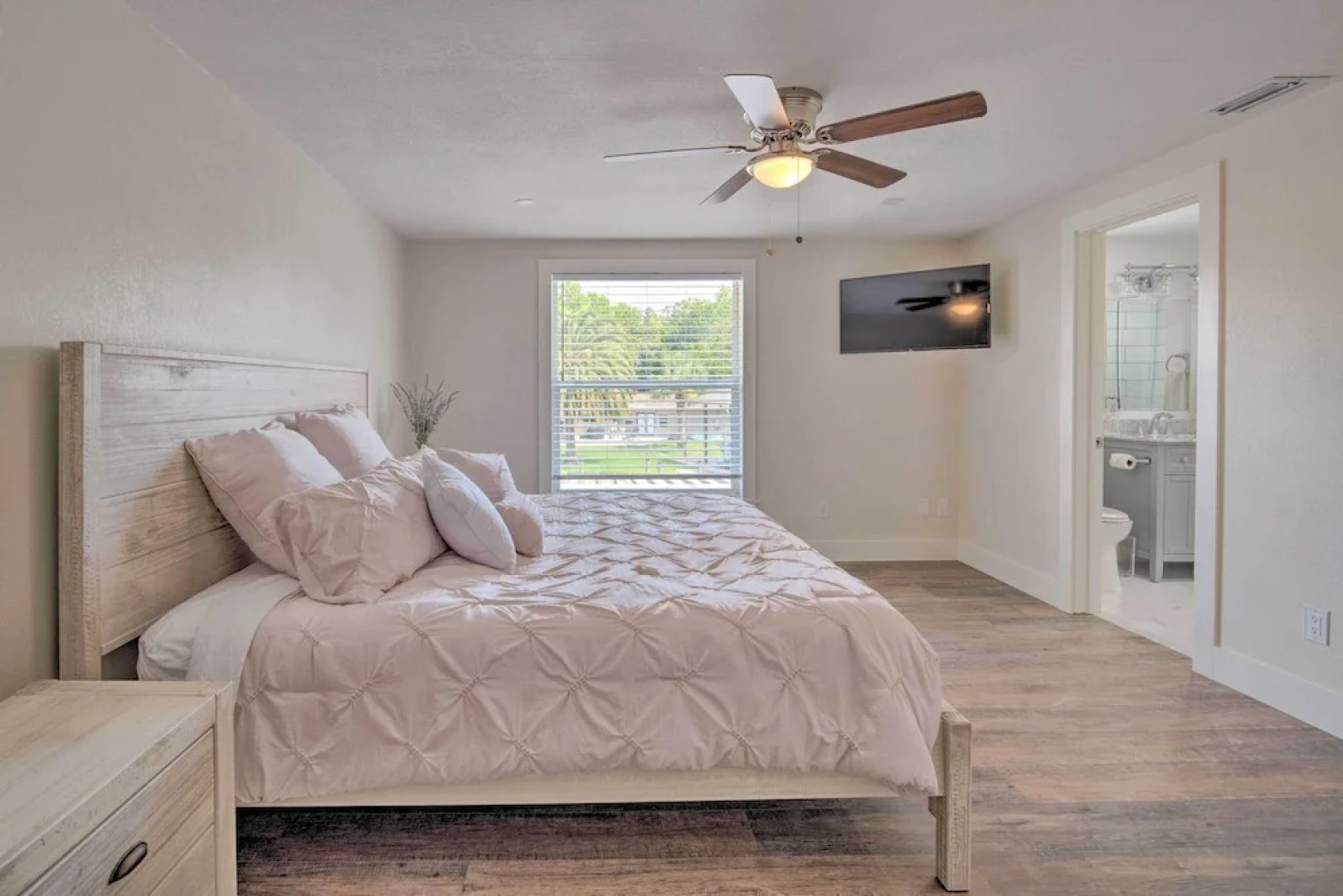 Waterfront Crystal River Home w/ Boat Dock!