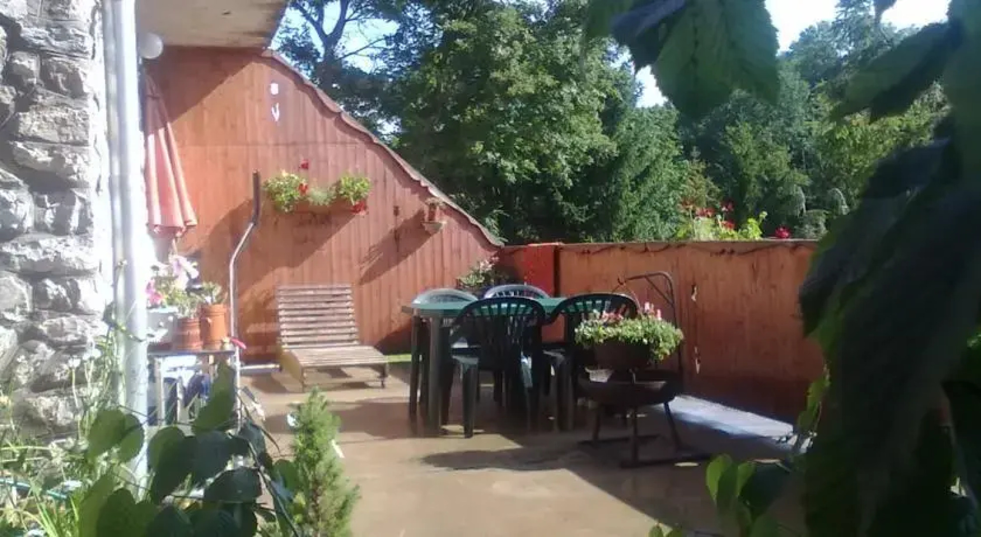 Üvegműves Vendégház