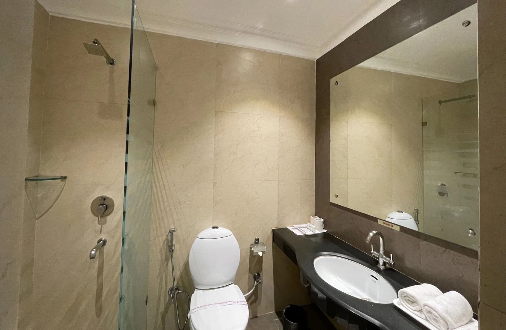 Royale Sarovar Portico Agra