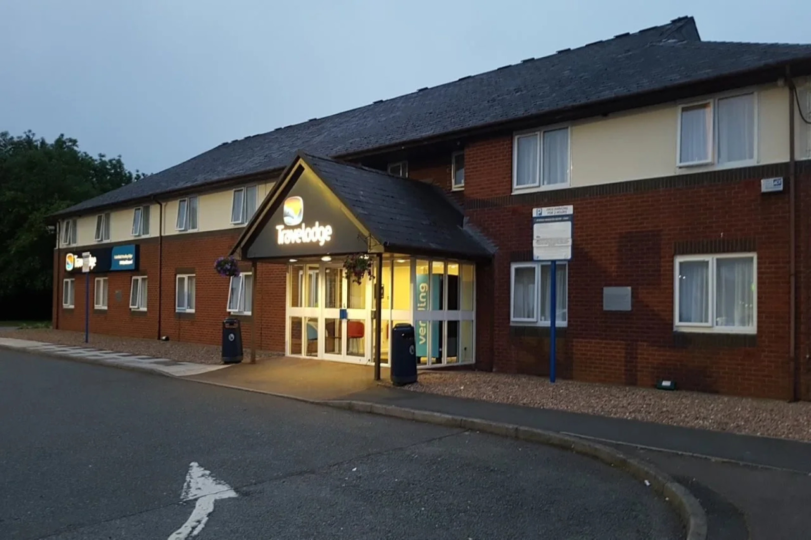 Travelodge Wakefield Woolley Edge M1 Northbound