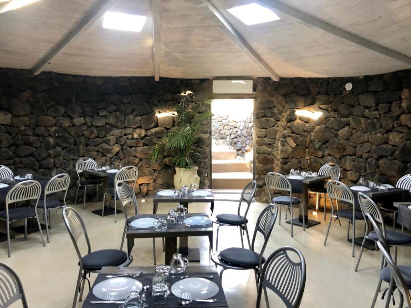 Dammusi Sciuvechi Resort