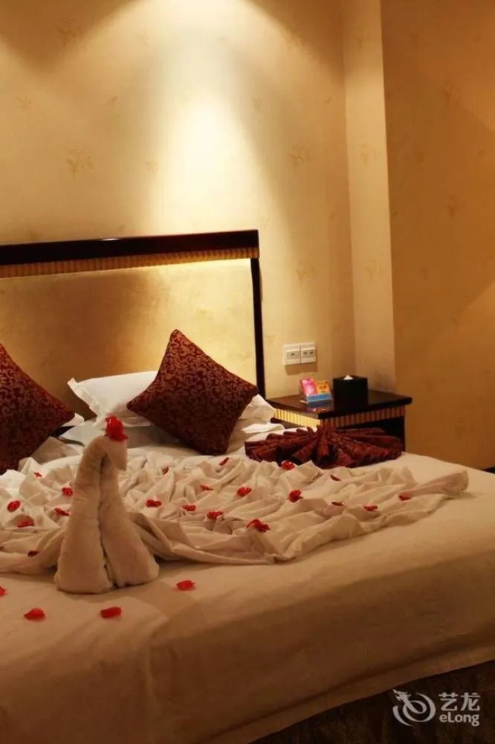 Fengsheng Zhongzhou Business Hotel