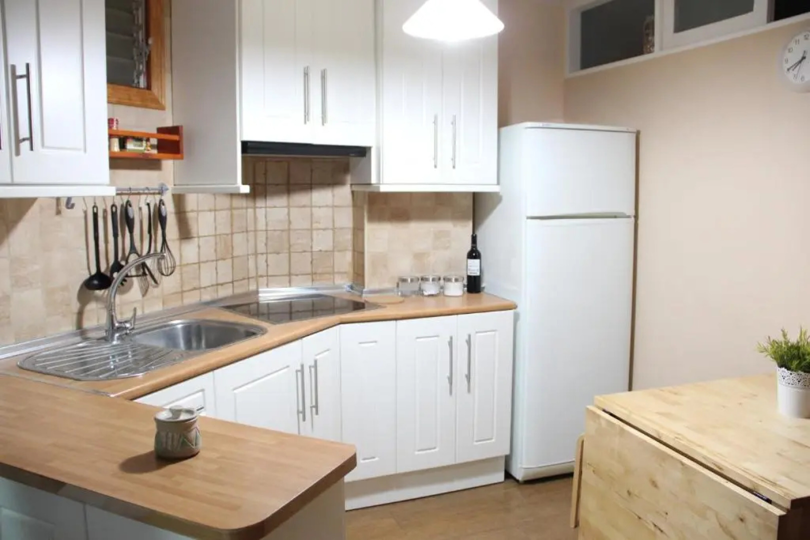 Acogedor apartamento con vista al mar.