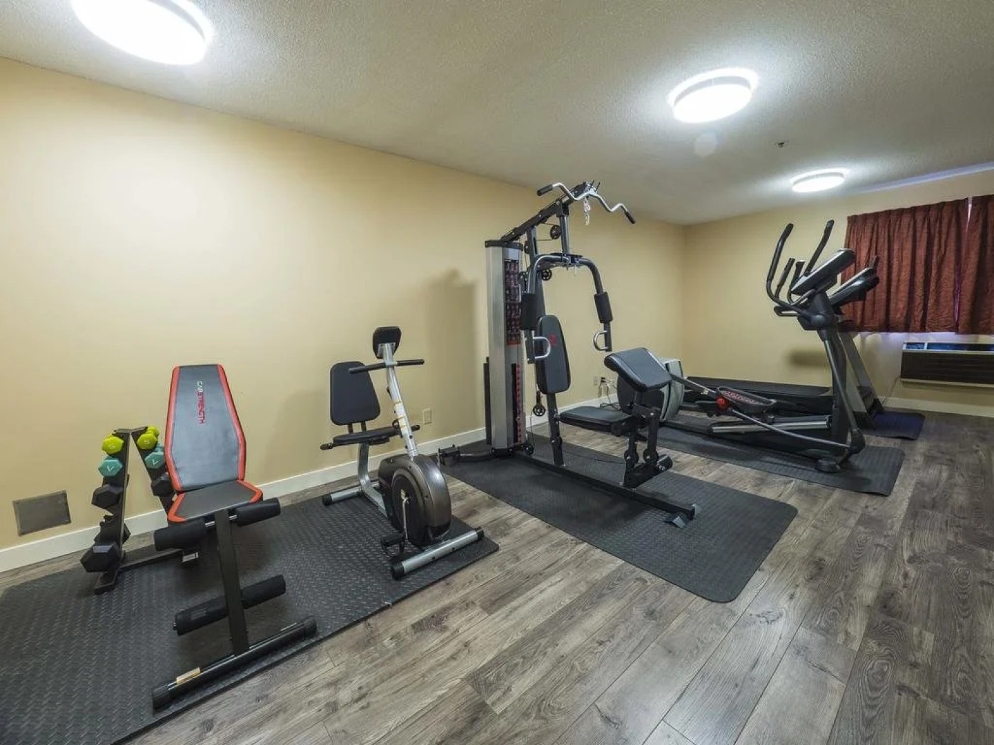 Travelodge by Wyndham Lacombe