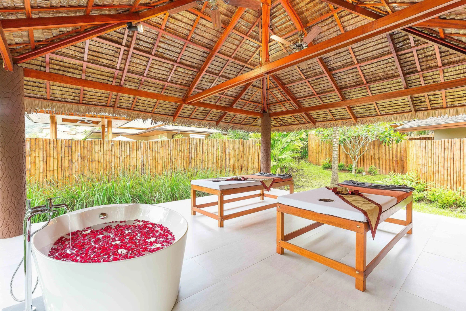 Villa Tantawan Resort And Spa