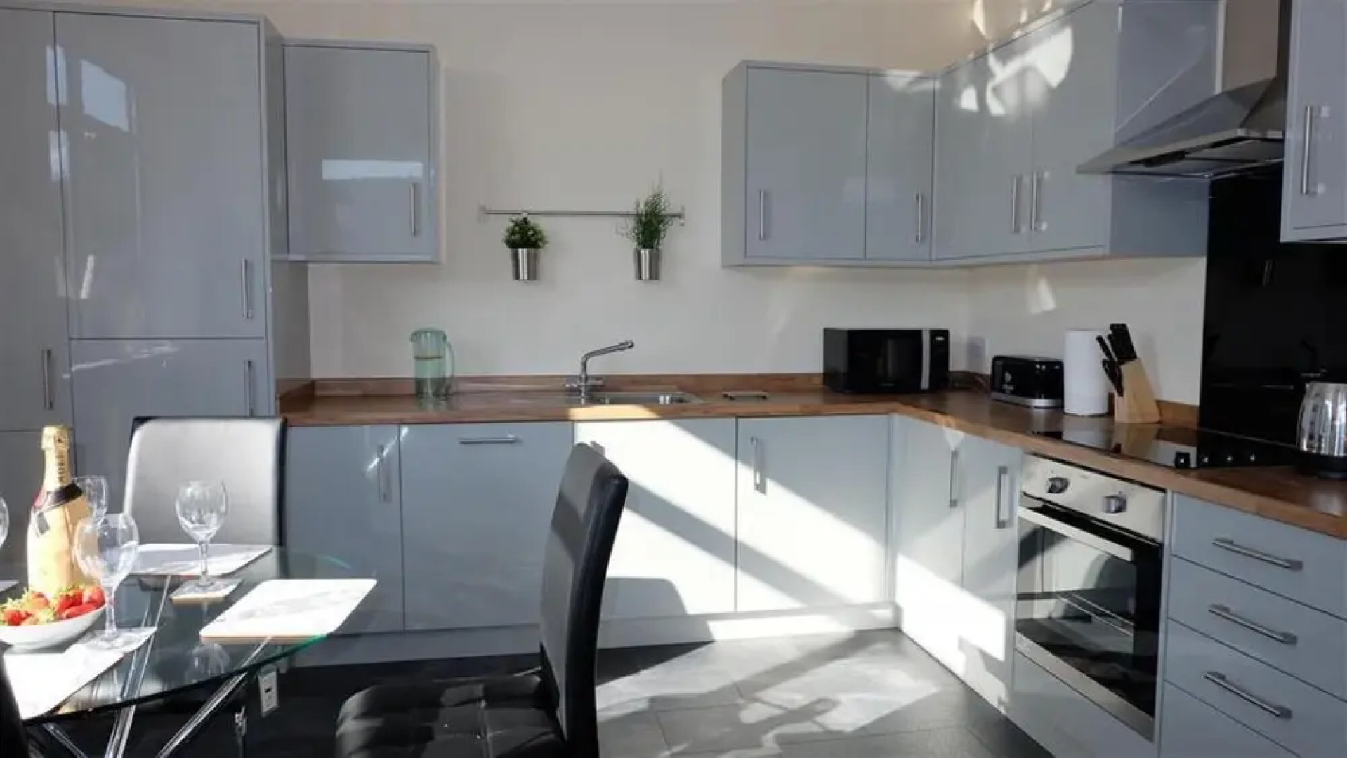 The Moorlands Suite - Premier Serviced Accommodation