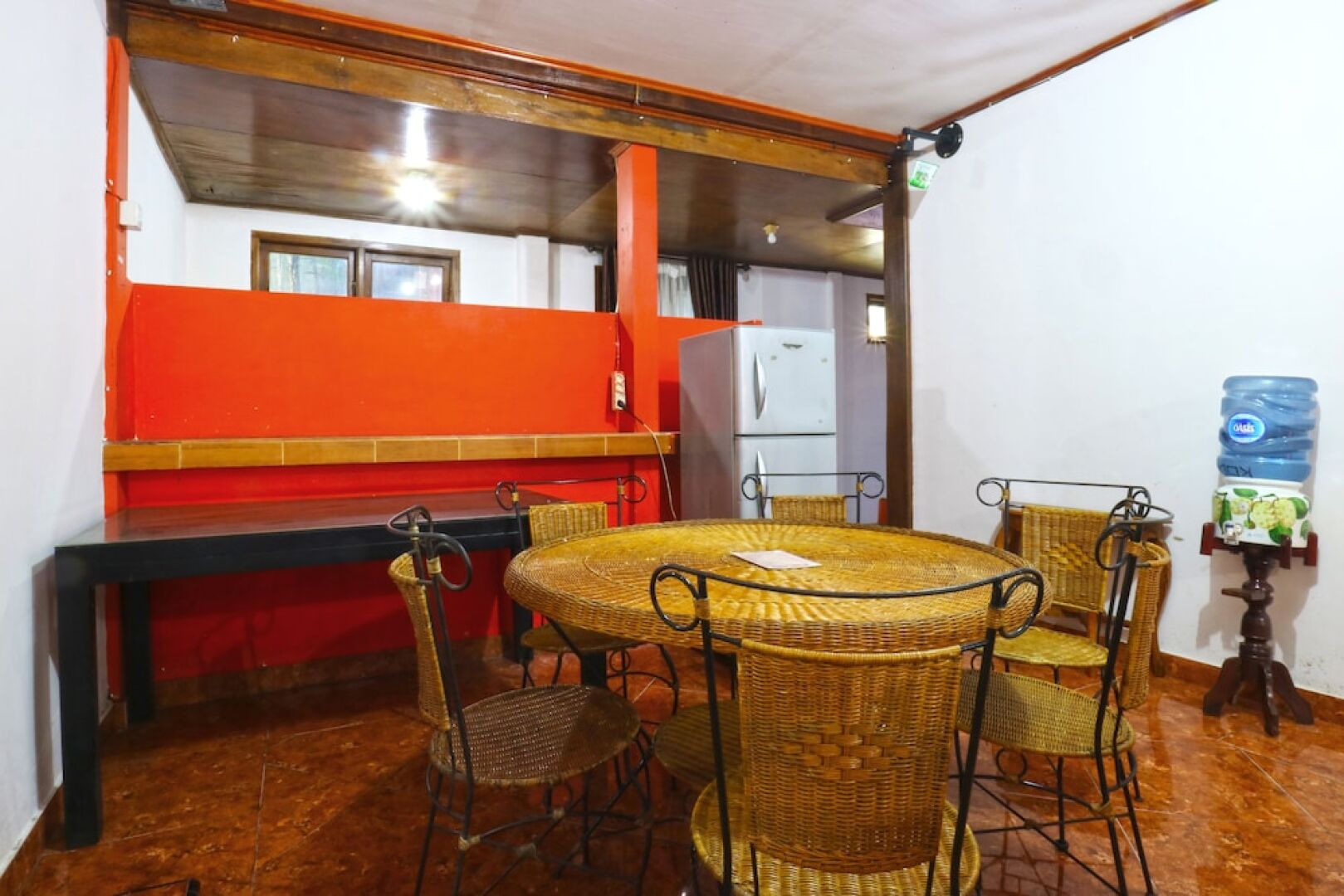 Villa Aquarius Orange