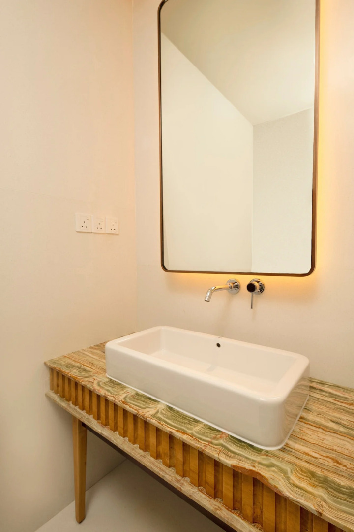 DoubleTree by Hilton Weerawila Rajawarna Resort