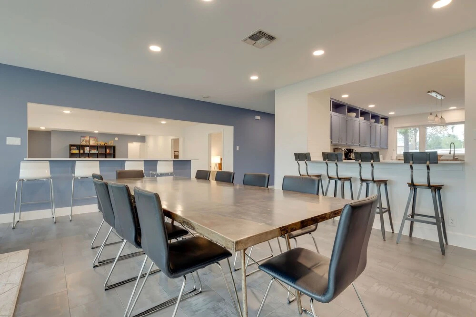 Beach House 2 on Lake LBJ - Sleeps 24