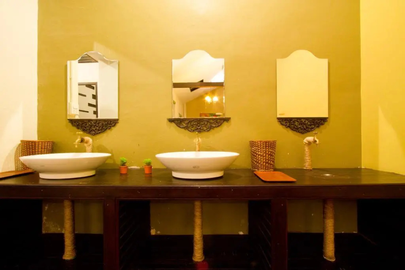 Luang Poj Boutique Hostel