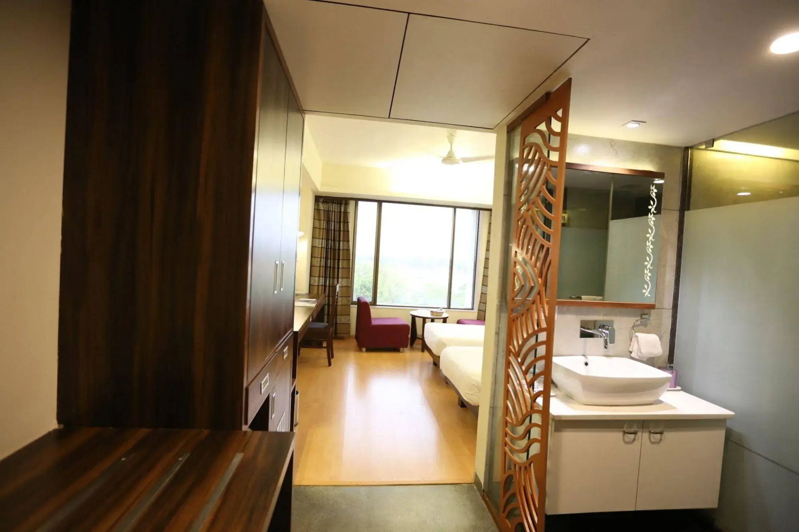 Silver Cloud Hotel & Banquets Ahmedabad