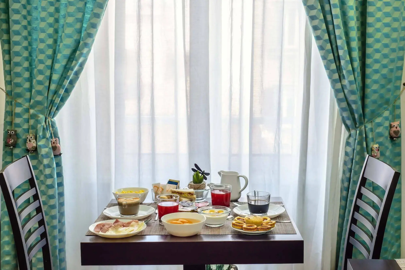 Merulana Inn Guest House
