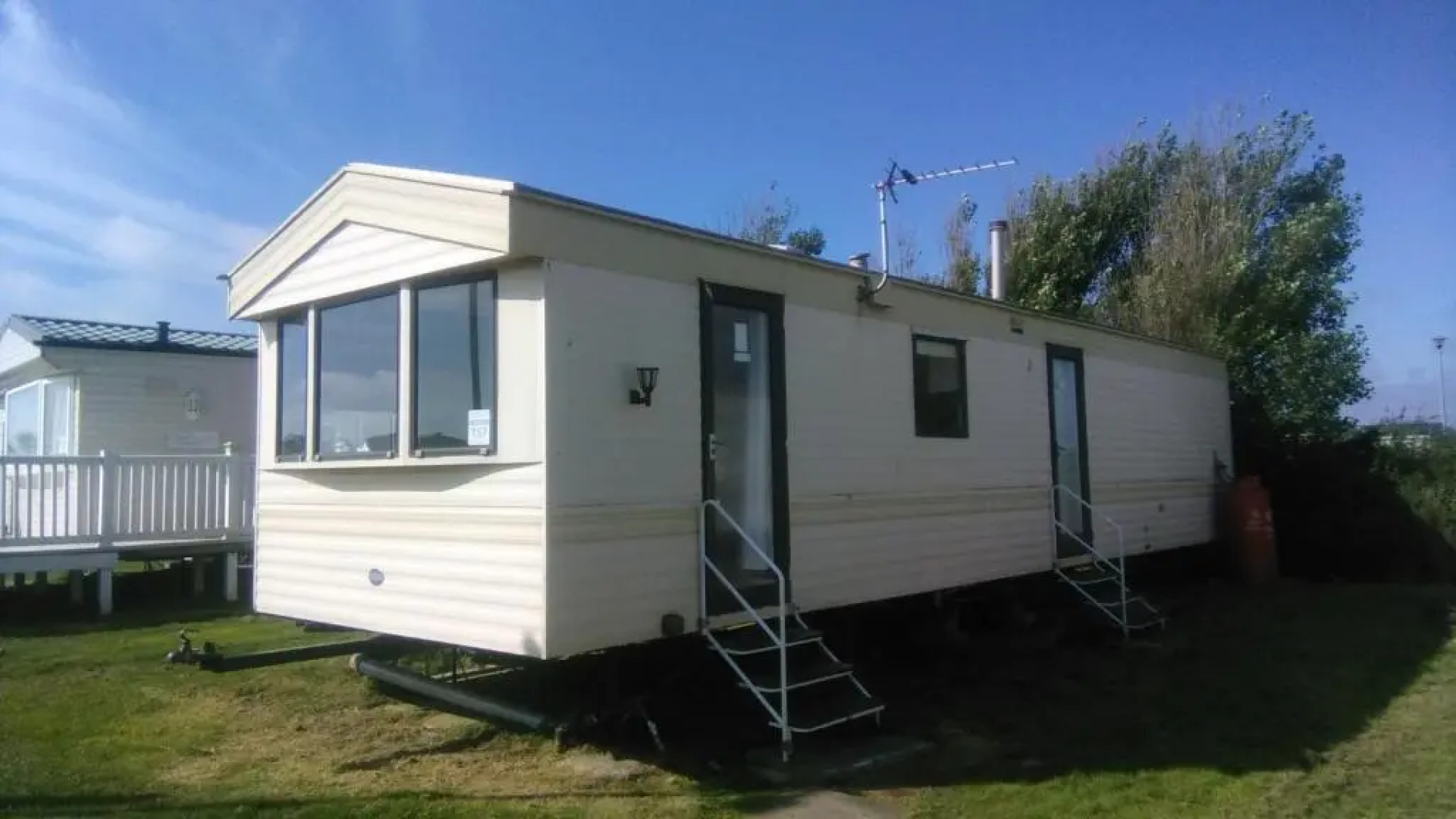 River Views Dog Friendly Caravan 3 Bedrooms