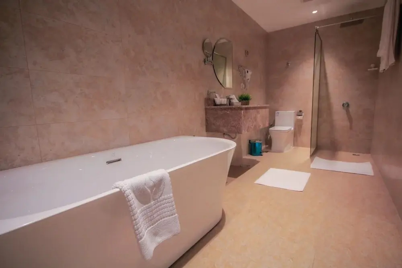 Address Palace Hotel Apartments