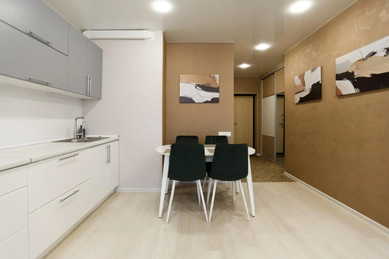 Апартаменты на улице Фрунзе 8/2