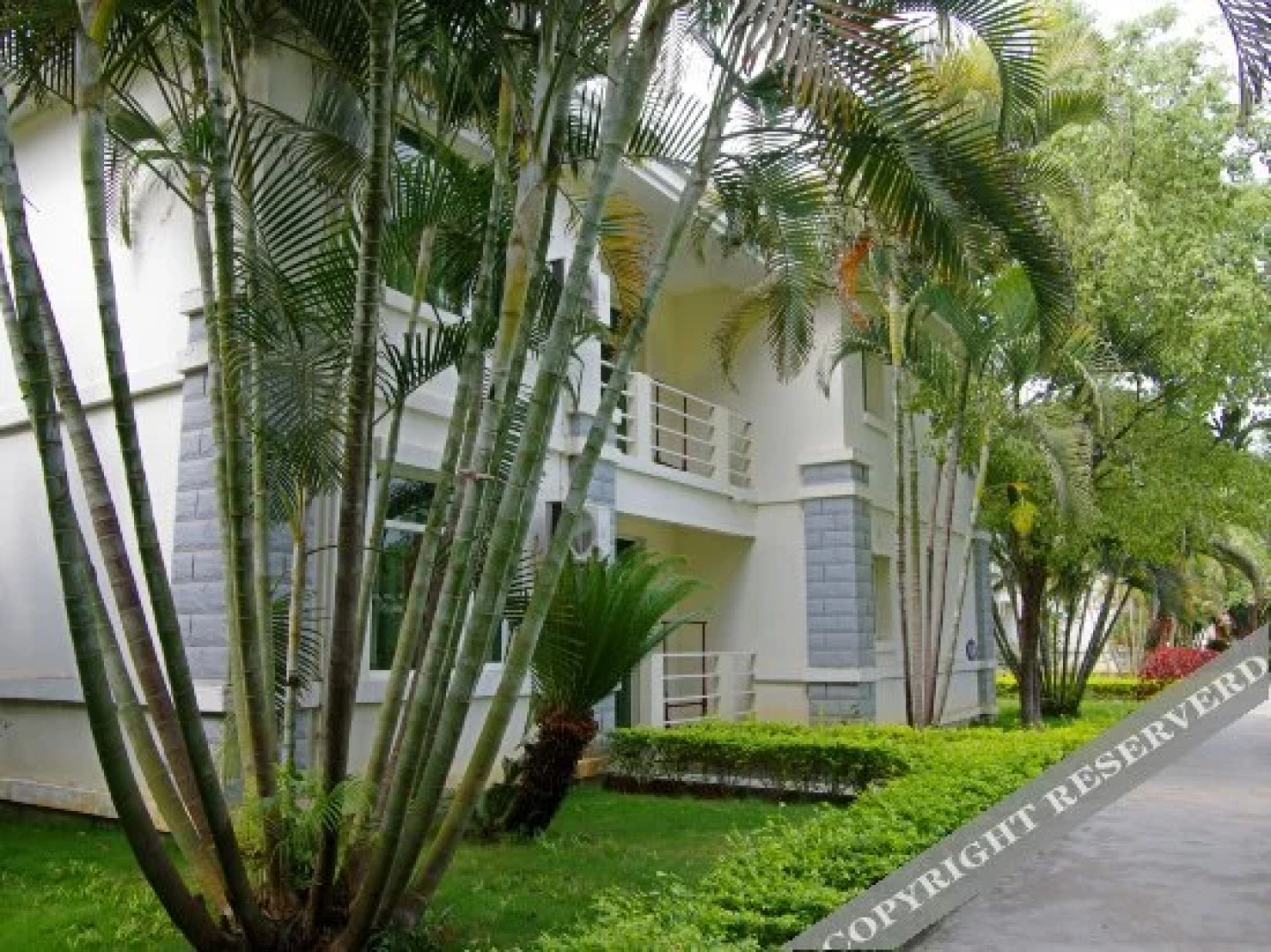 Yurui Hot Spring Garden Hotel