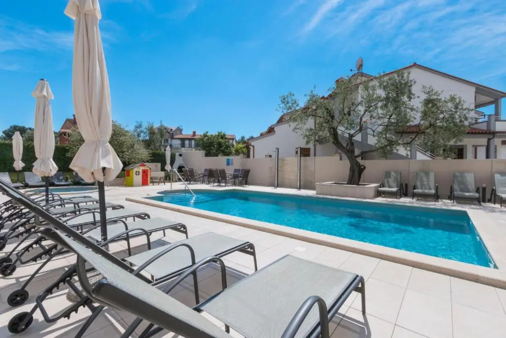 Villa Nina Apartments