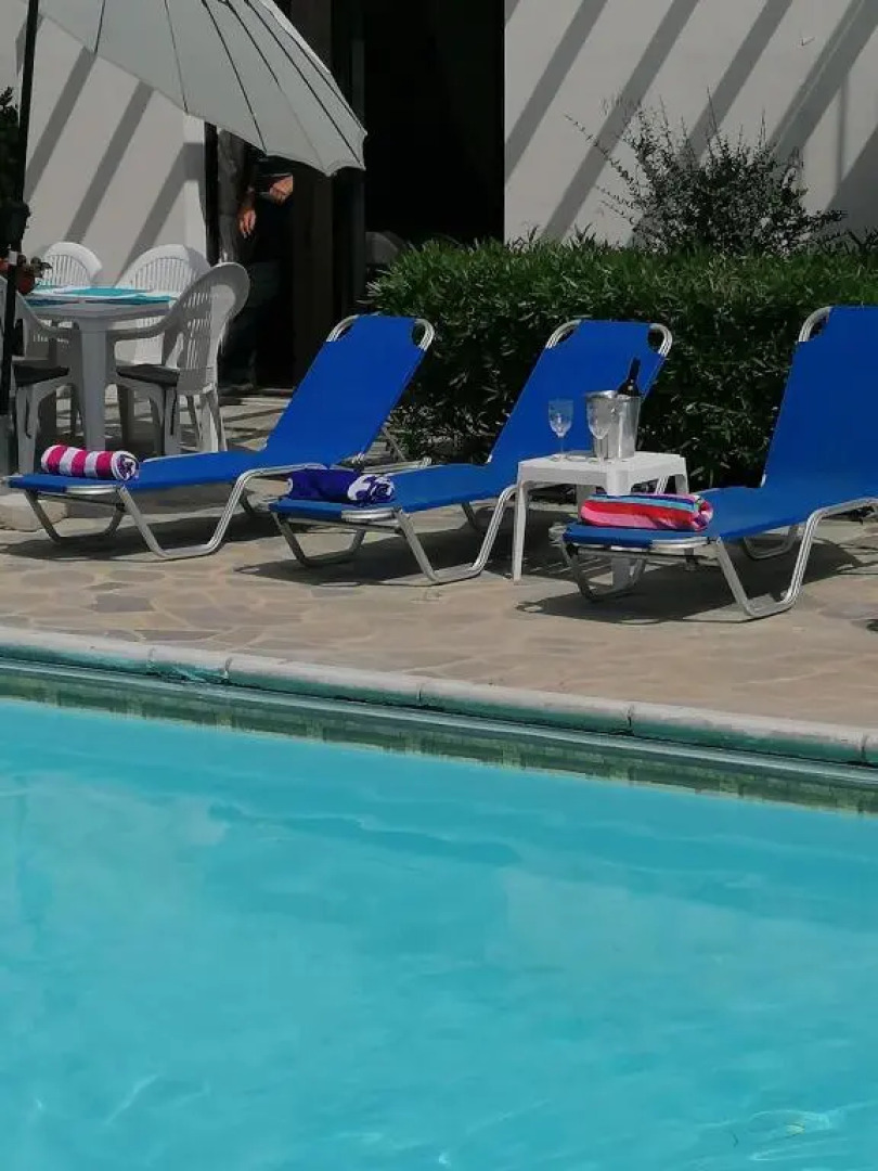 Spacious 3 bedroom villa private pool