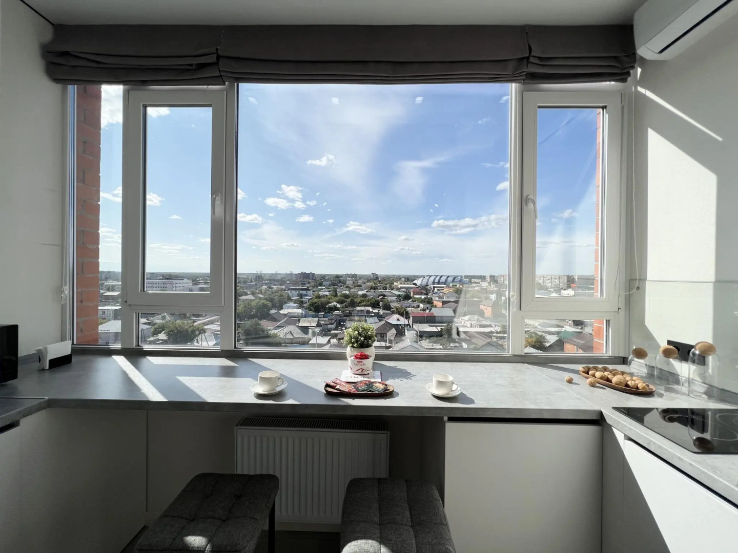 Live (Лайв) на улице Байзакова 131/1