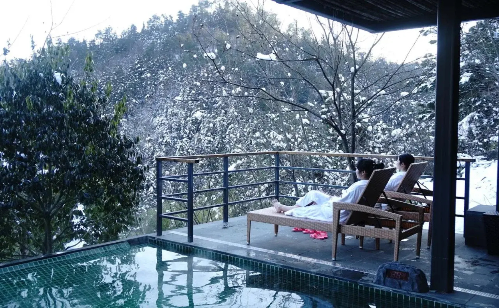 Meijie Mountain Hotspring Resort