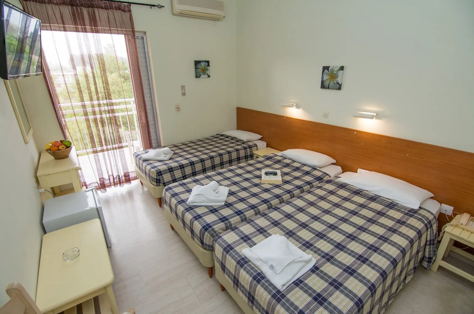 Отель Primavera Hotel