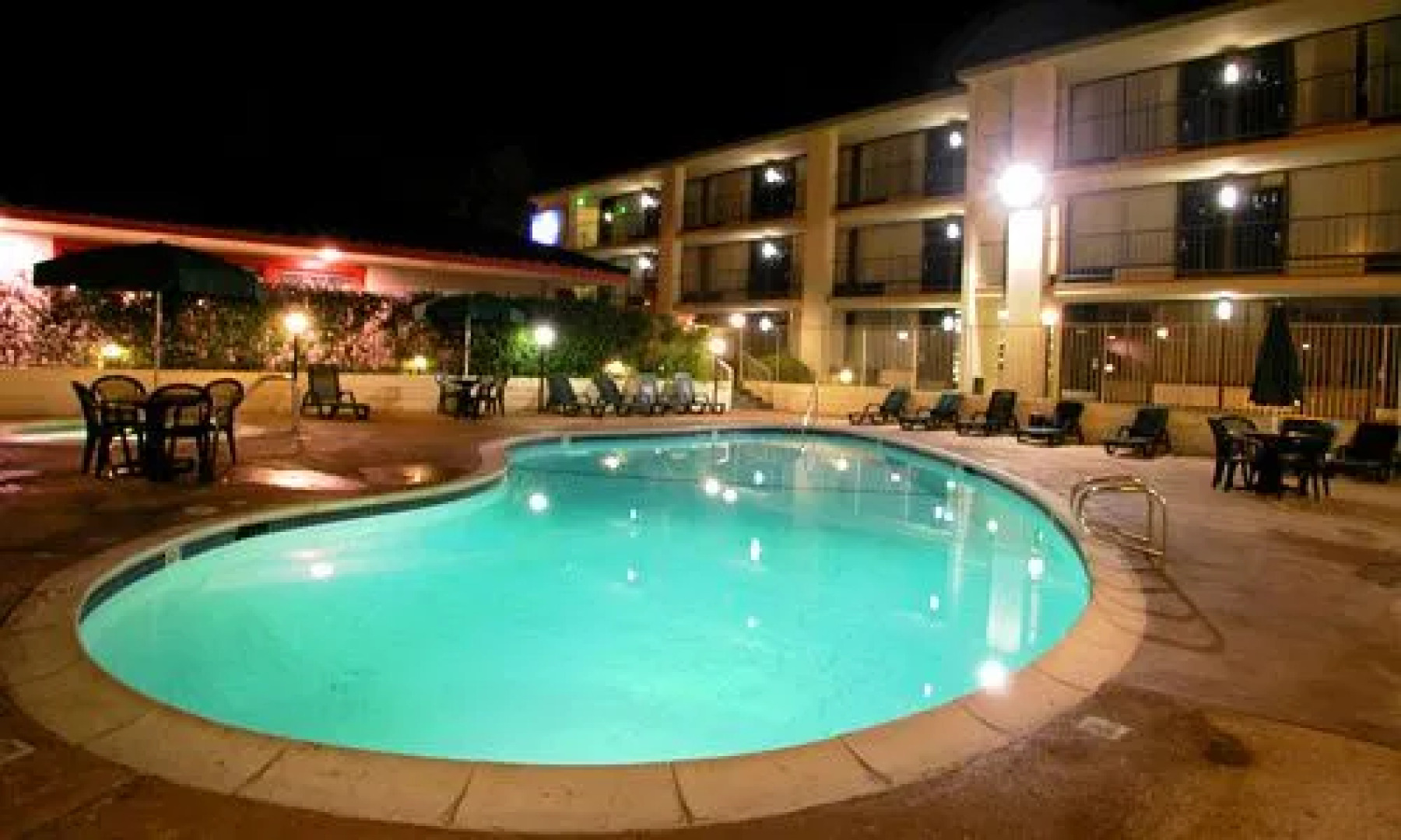 Vagabond Inn Executive Old Town