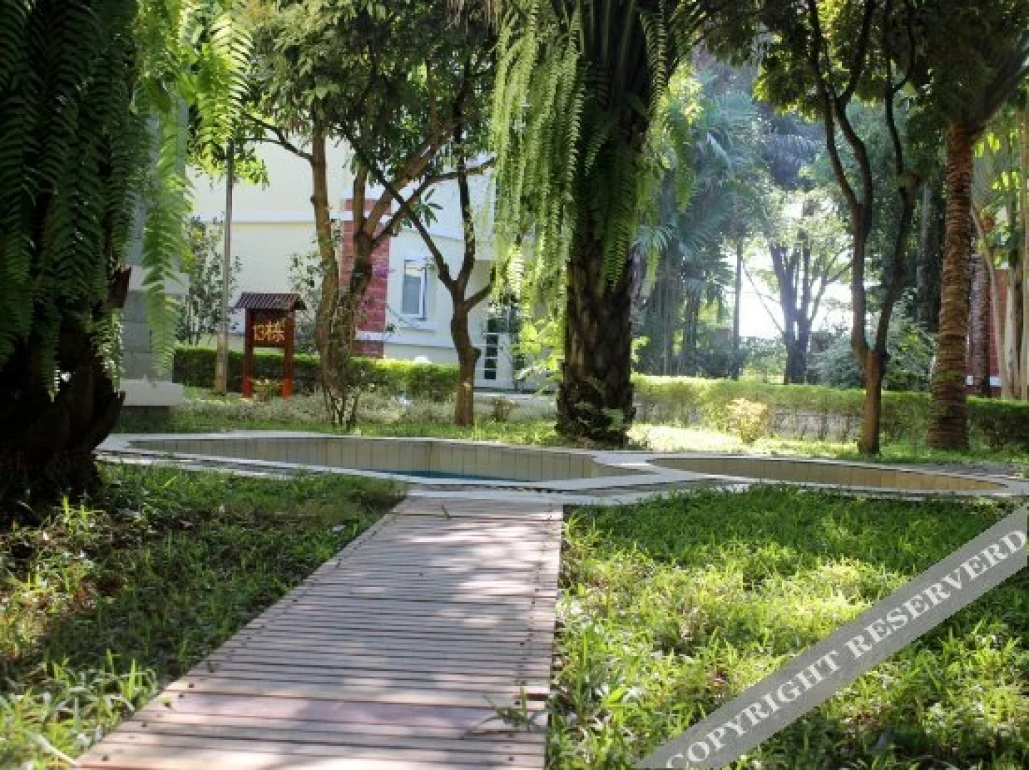 Yurui Hot Spring Garden Hotel