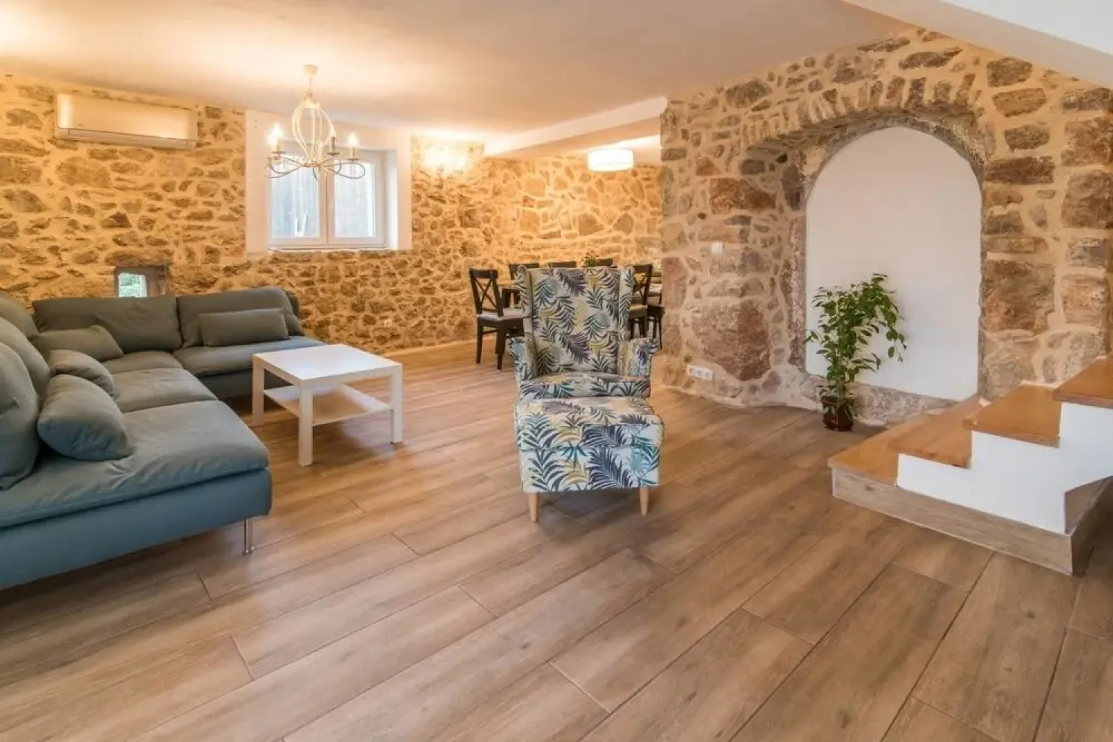 Peace - Rustic With Pool - H