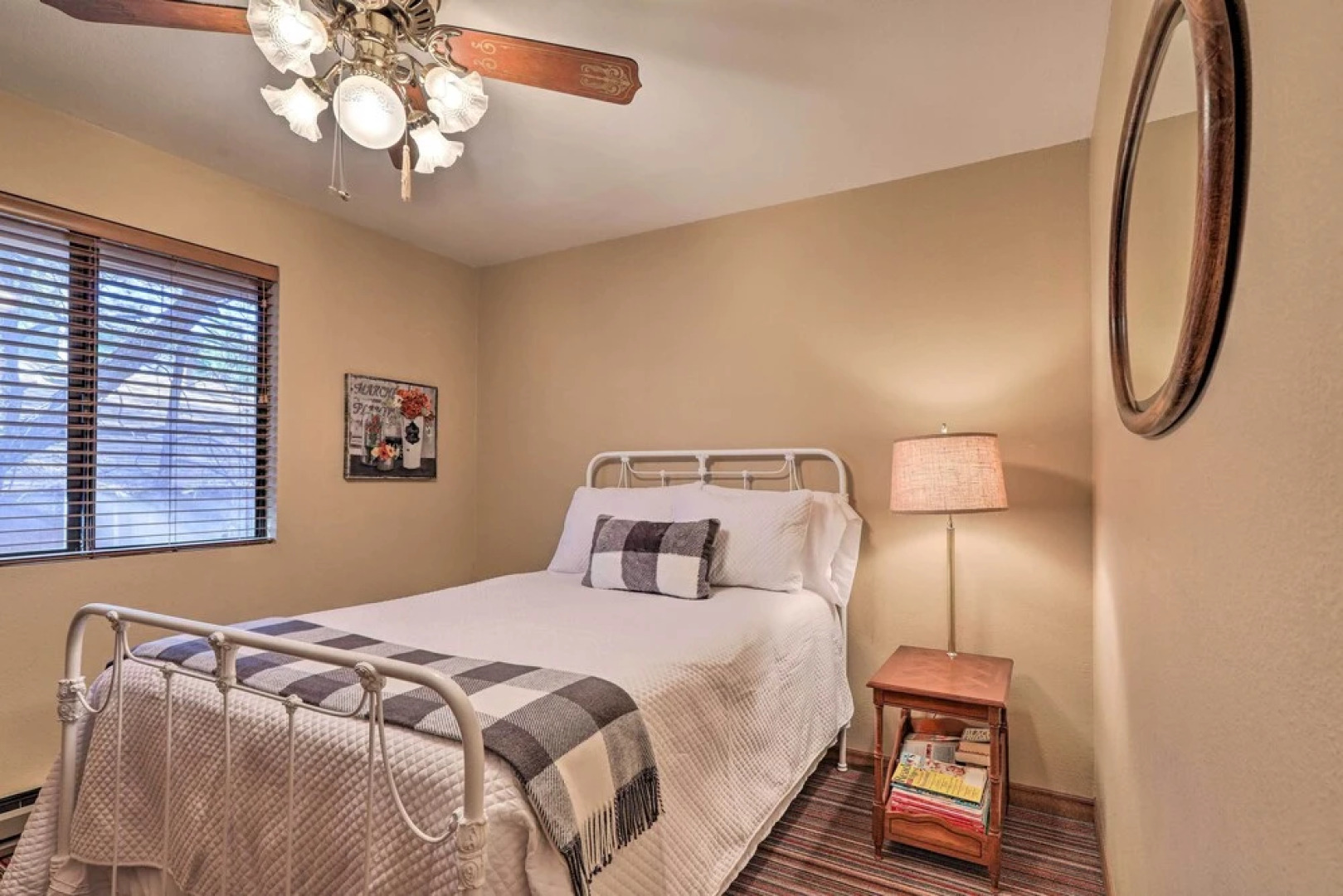 Munds Park Mountain Getaway: Hike, Golf & Unwind!