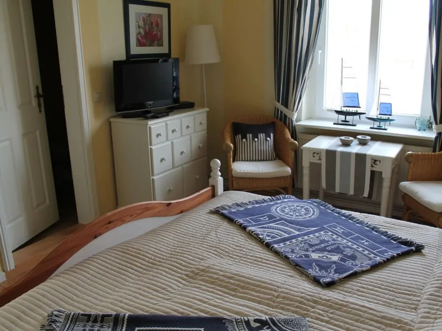 Sunlit Apartment with Garden in Steffenshagen