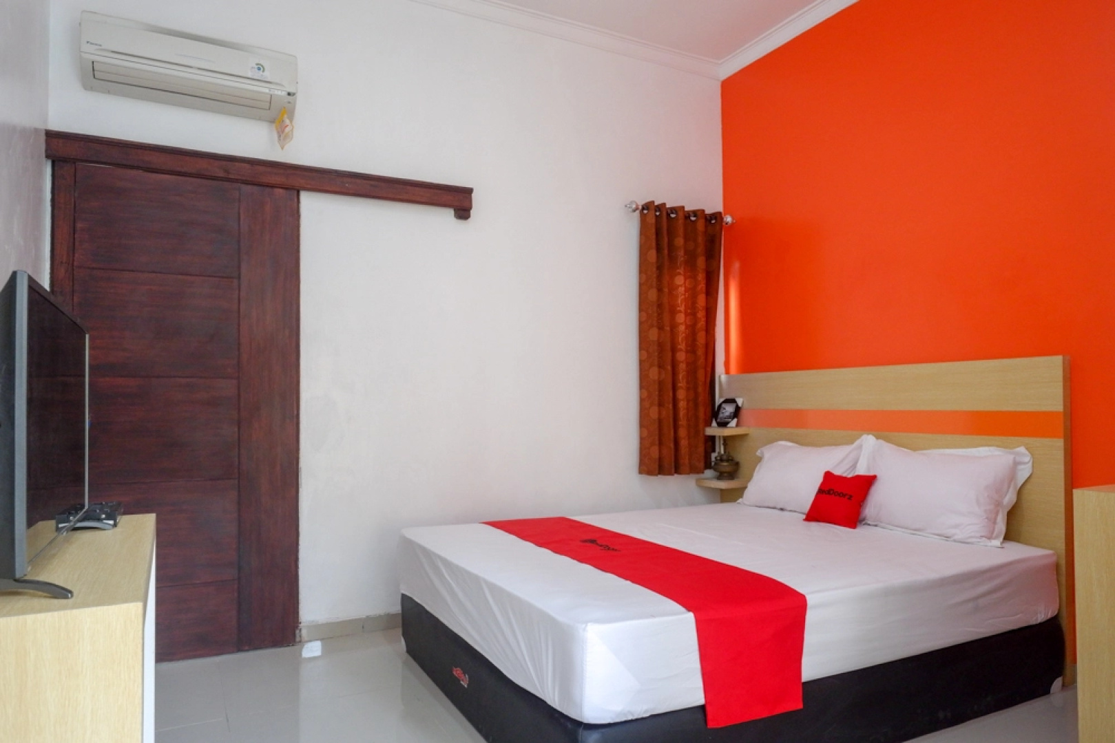 RedDoorz Syariah near Alun Alun Kota Rembang