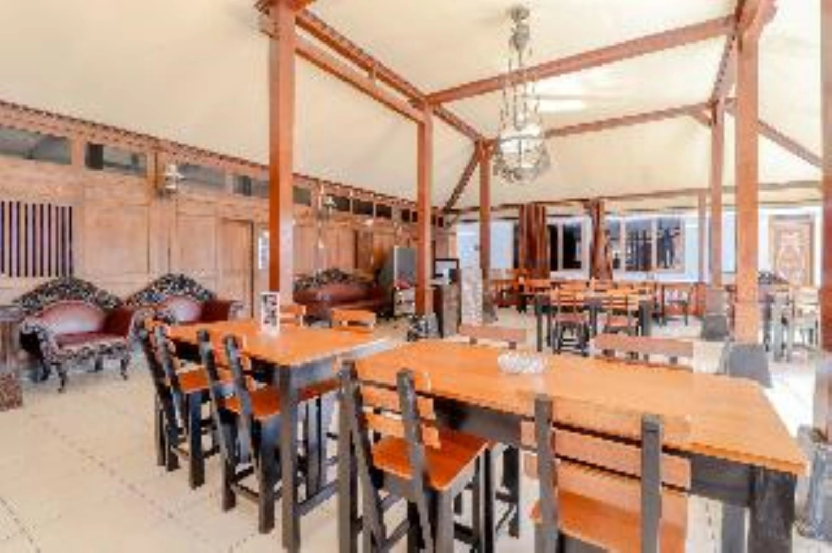 Griya Limasan Hotel by ZUZU