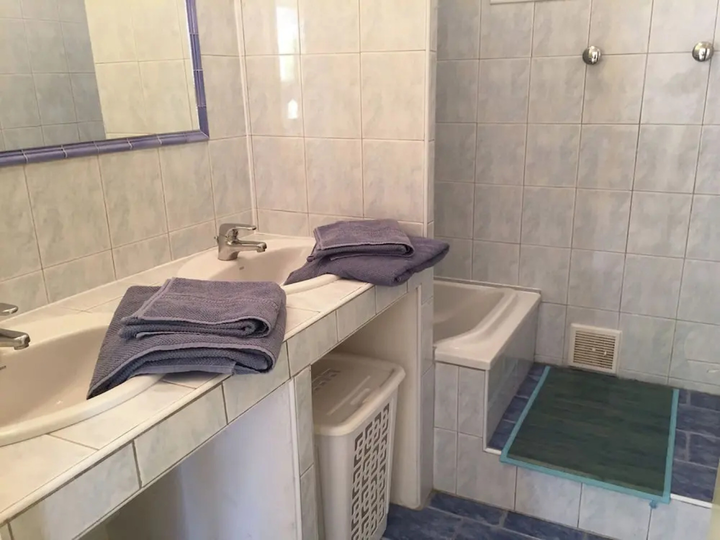 Comfortable Detached Holiday Home With Large Garden of Around 1 ha and Private Pool