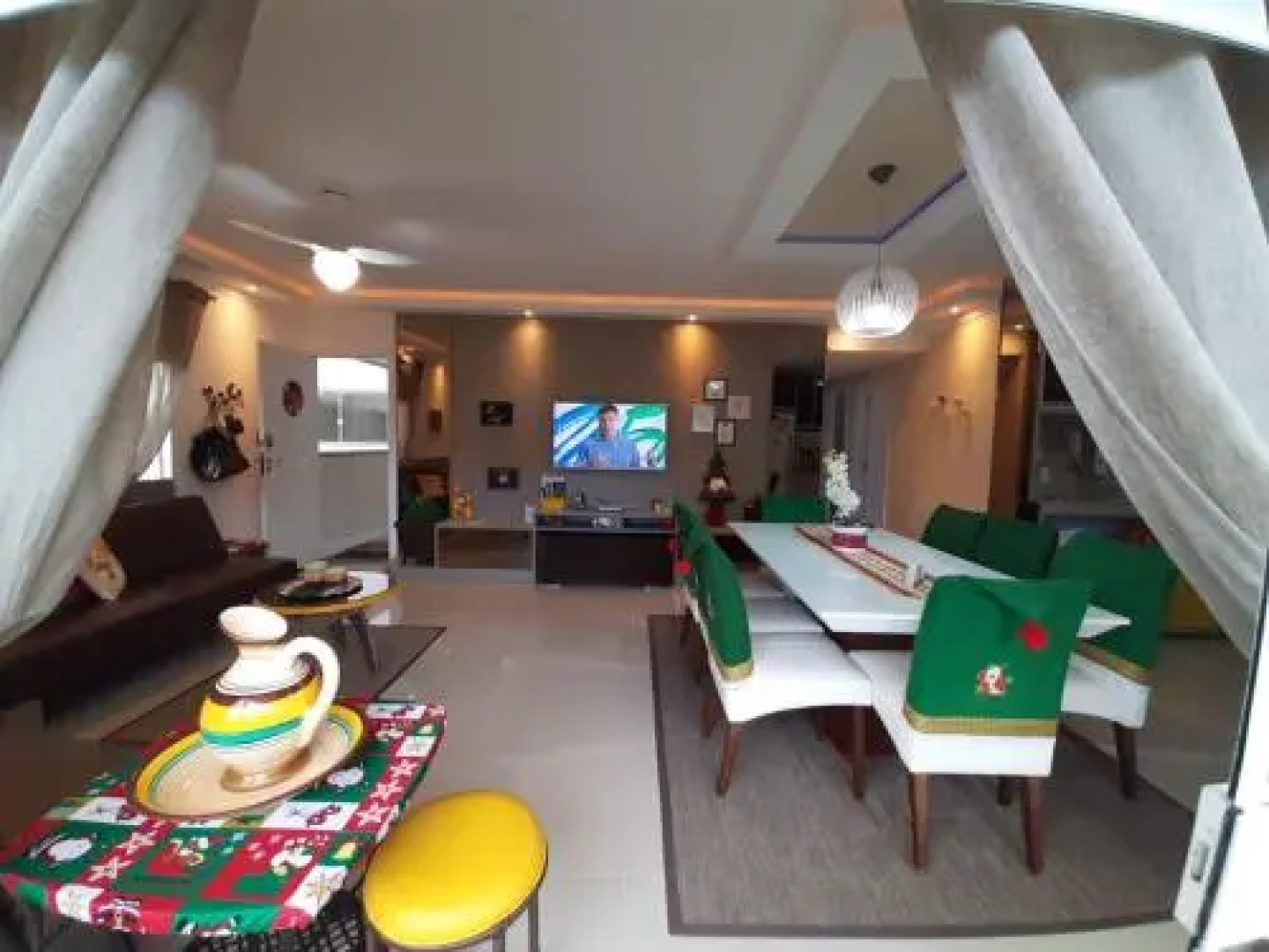 Lindo apartamento 3 dorm a 100m da praia de Perequê