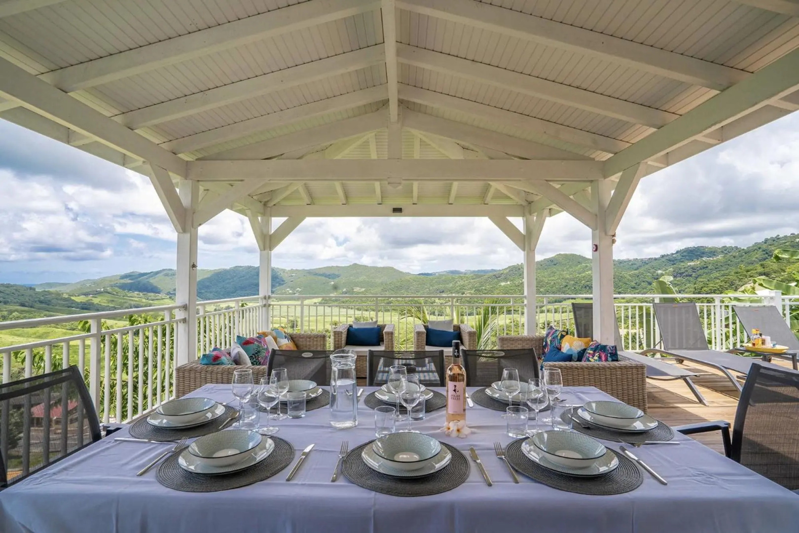 Villa Lanati, 4 ch avec piscine & vue campagne