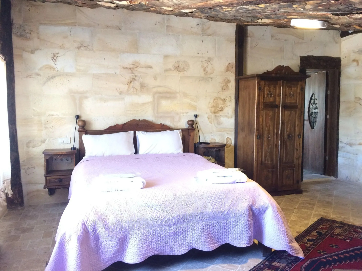 ShoeString Stone House